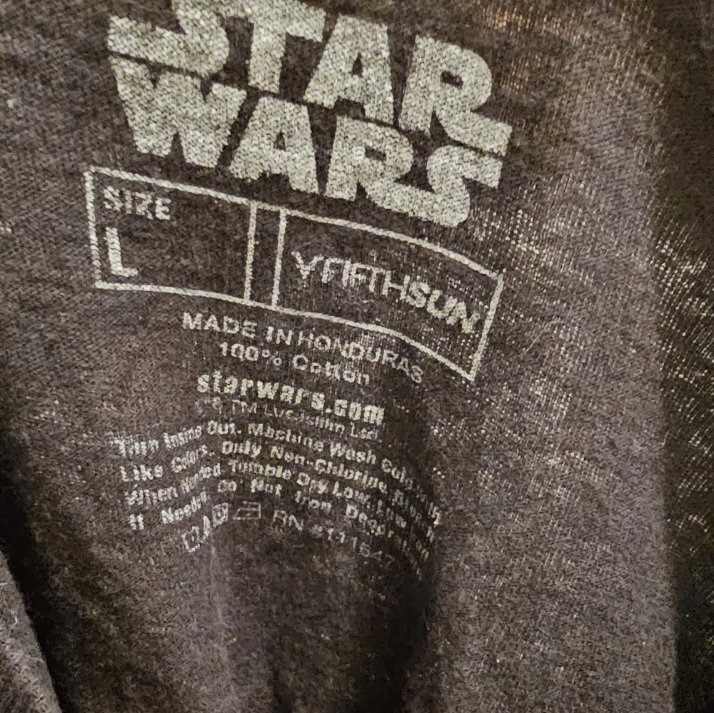 Star Wars Tee R2 - Picture 3 of 3